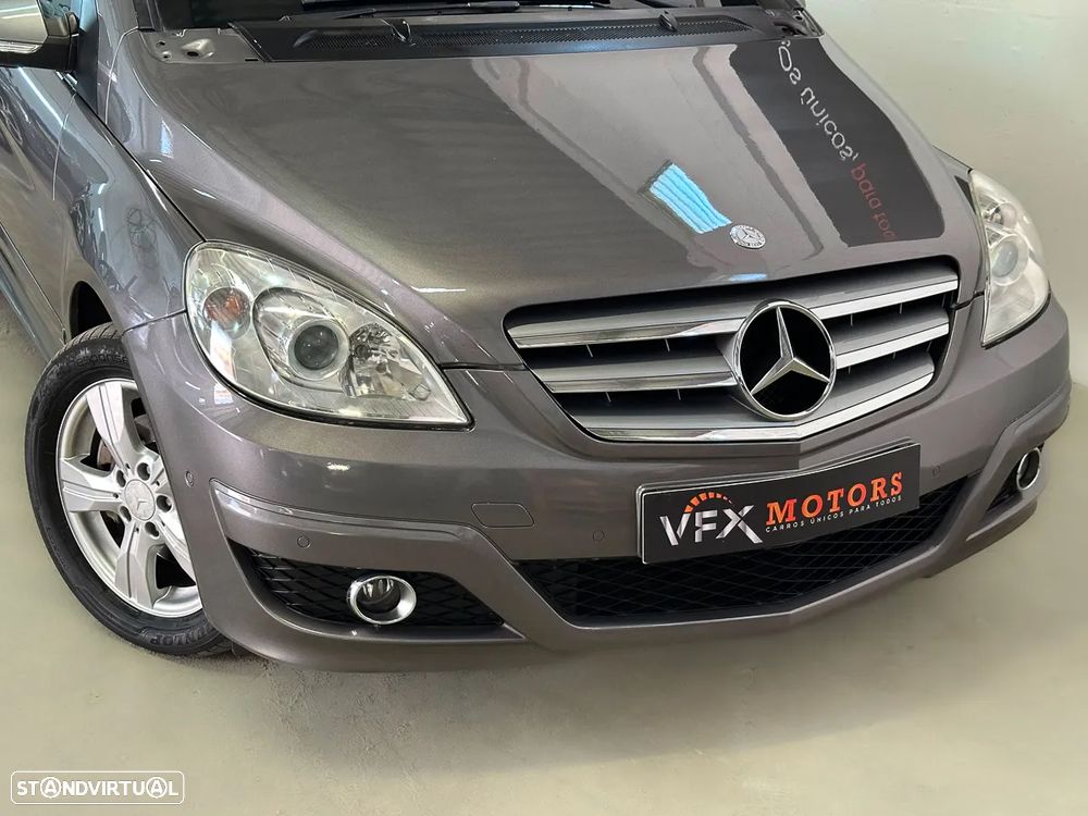 Mercedes-Benz B 180 CDI - 13
