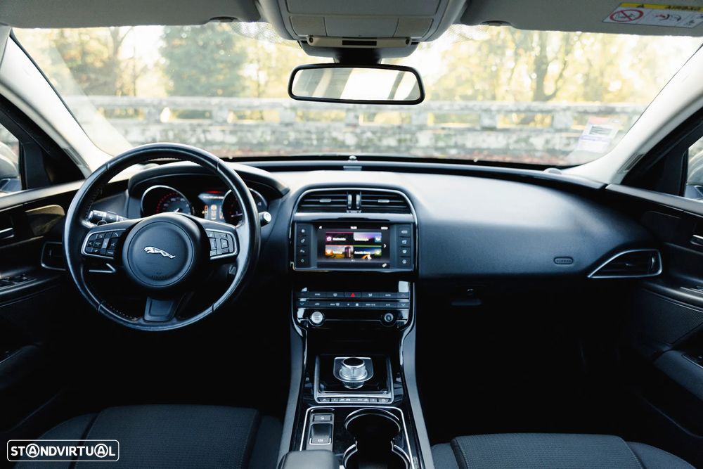 Jaguar XE E-Performance Aut. Prestige - 5