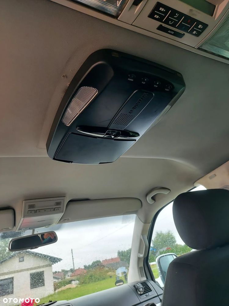 Volkswagen Multivan TDI L1 Highline - 23