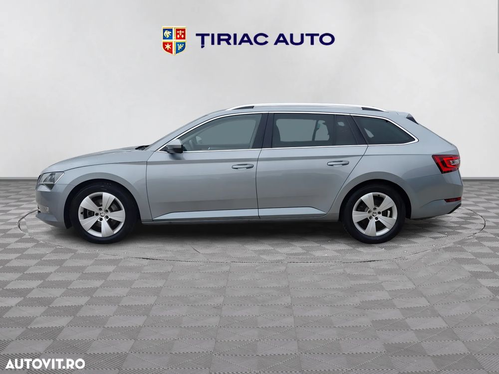 Skoda Superb 2.0 TDI DSG Style - 3