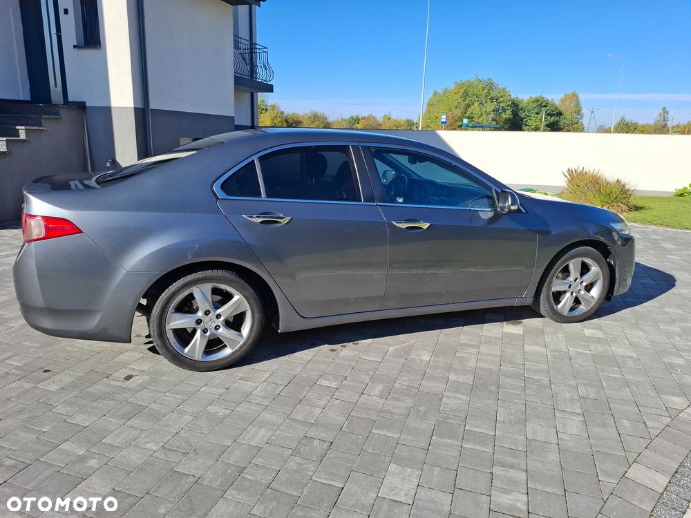 Honda Accord 2011 photo 3