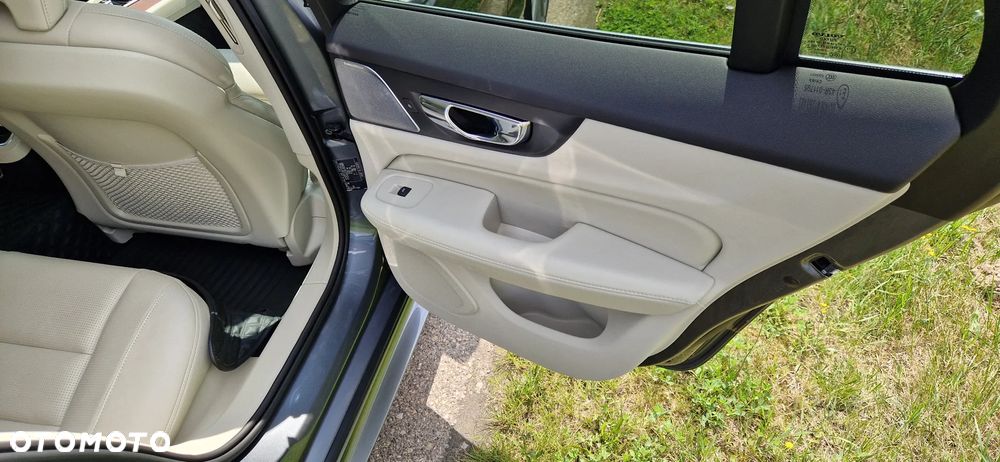 Volvo V60 T6 AWD Inscription - 22