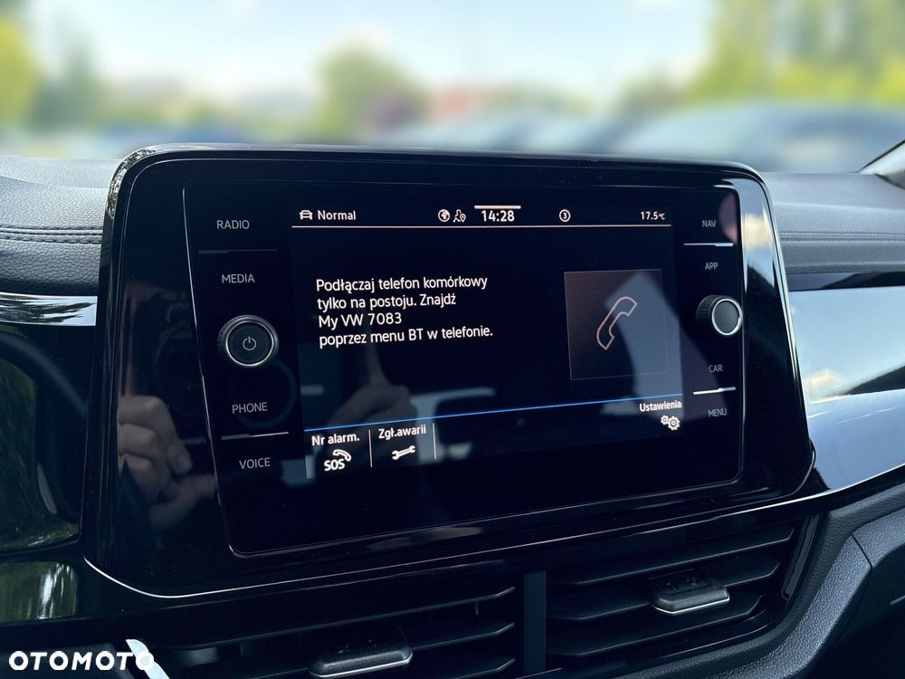 Volkswagen T-Roc 1.5 TSI R-Line DSG - 23