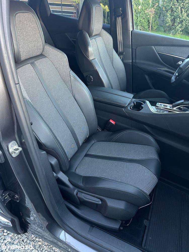 Peugeot 3008 1.2 PureTech Allure Pack S&S EAT8 - 9