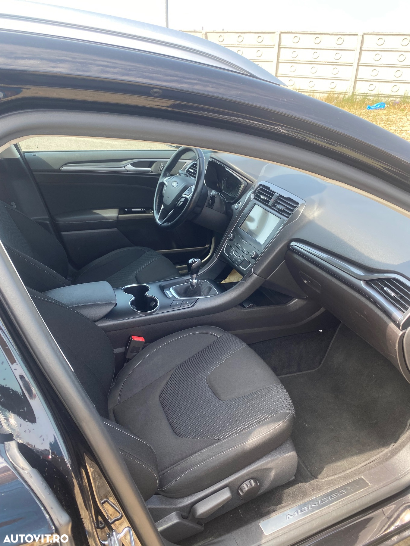 Ford Mondeo 2.0 EcoBlue Titanium - 10