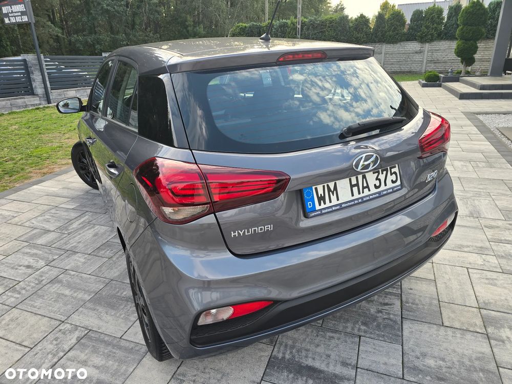 Hyundai i20 1.2 GO - 12