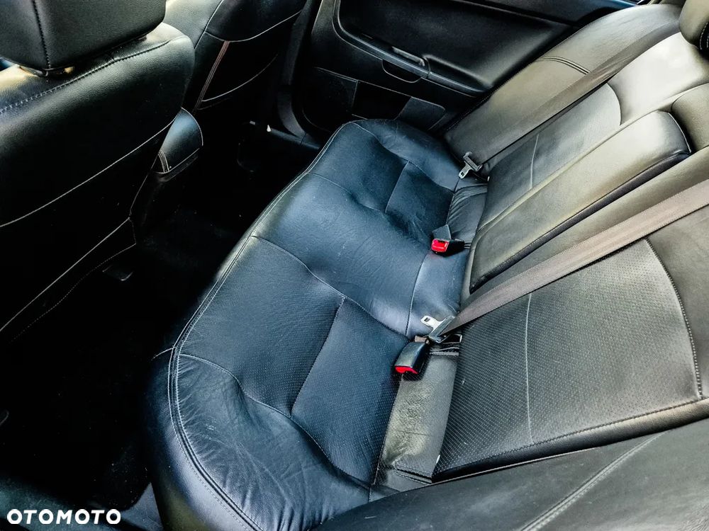 Mitsubishi Lancer 1.8 Instyle NAVI - 17