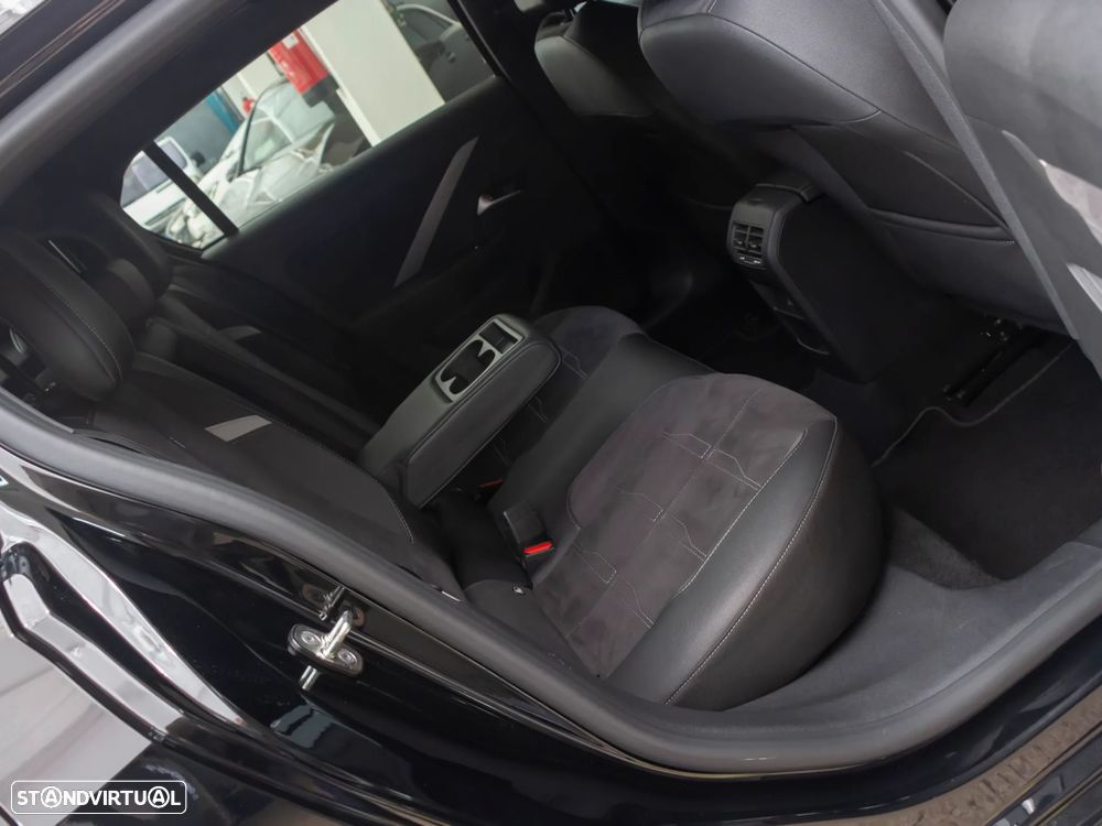 Opel Astra 1.5 D GS Line Aut. - 10