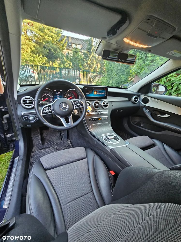 Mercedes-Benz C-Class 2020 photo 5