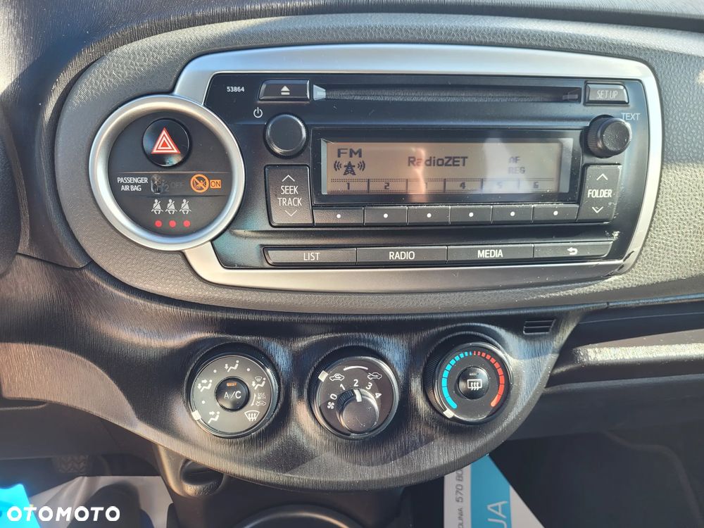 Toyota Yaris 1.0 VVT-i Cool - 32