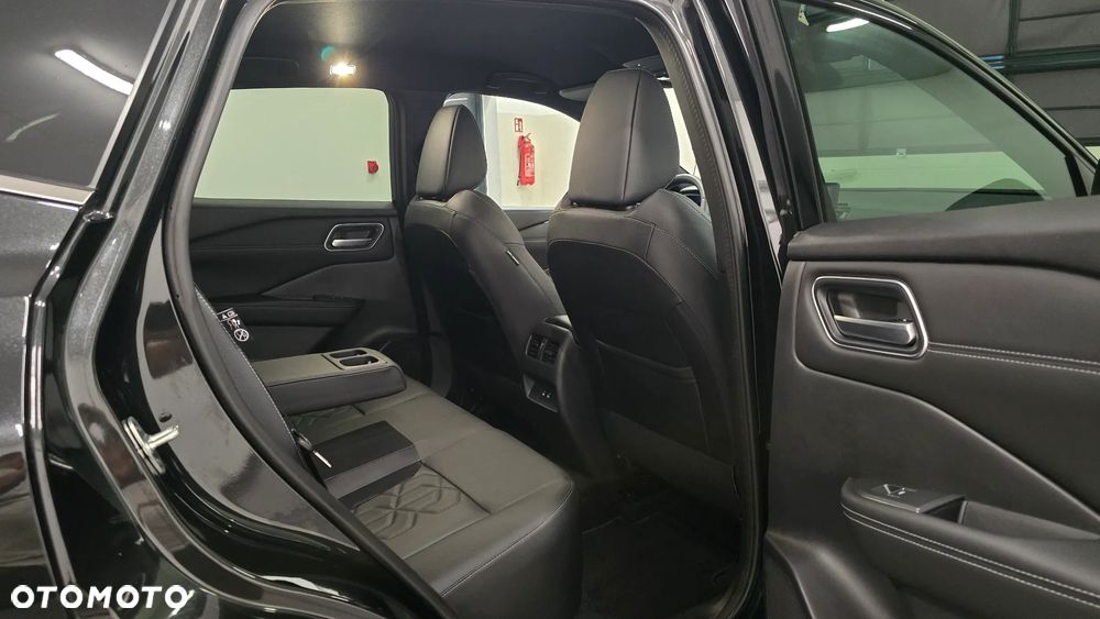 Nissan Qashqai 1.3 DIG-T MHEV Xtronic Tekna+ - 17