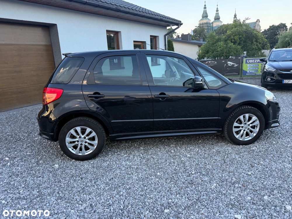 Suzuki SX4 - 25