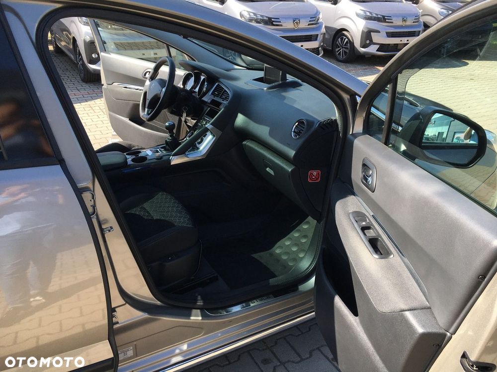 Peugeot 3008 1.2 PureTech Style - 12