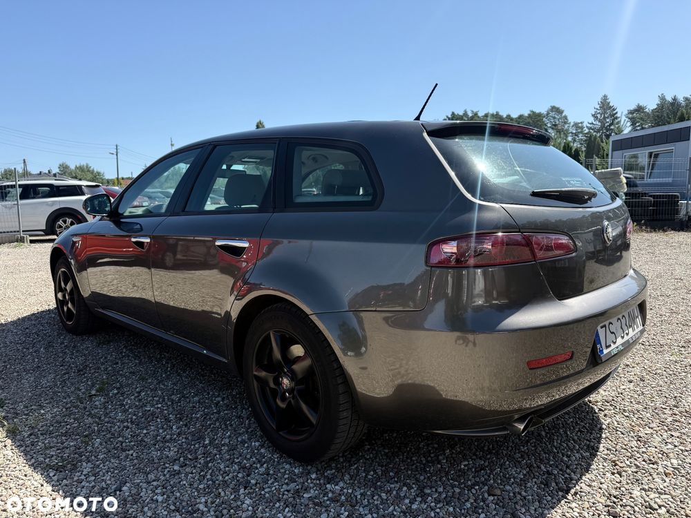 Alfa Romeo 159 2.2JTS Distinctive - 5