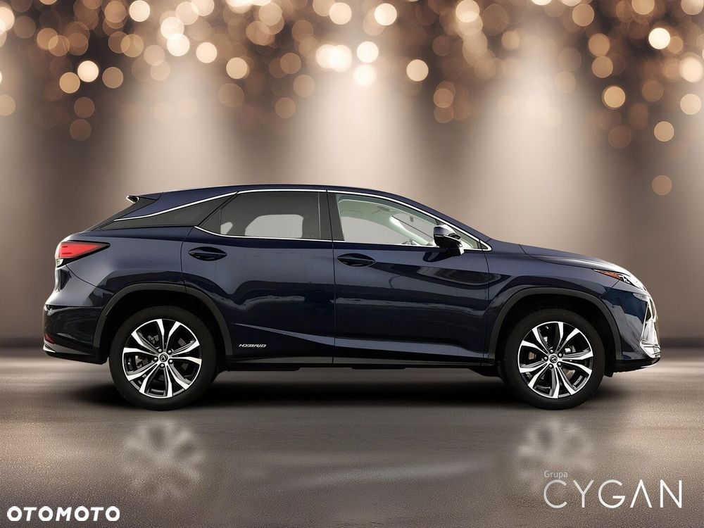 Lexus RX - 8