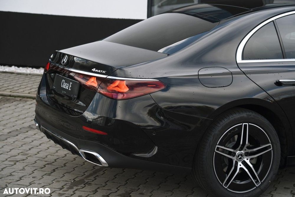 Mercedes-Benz E - 10