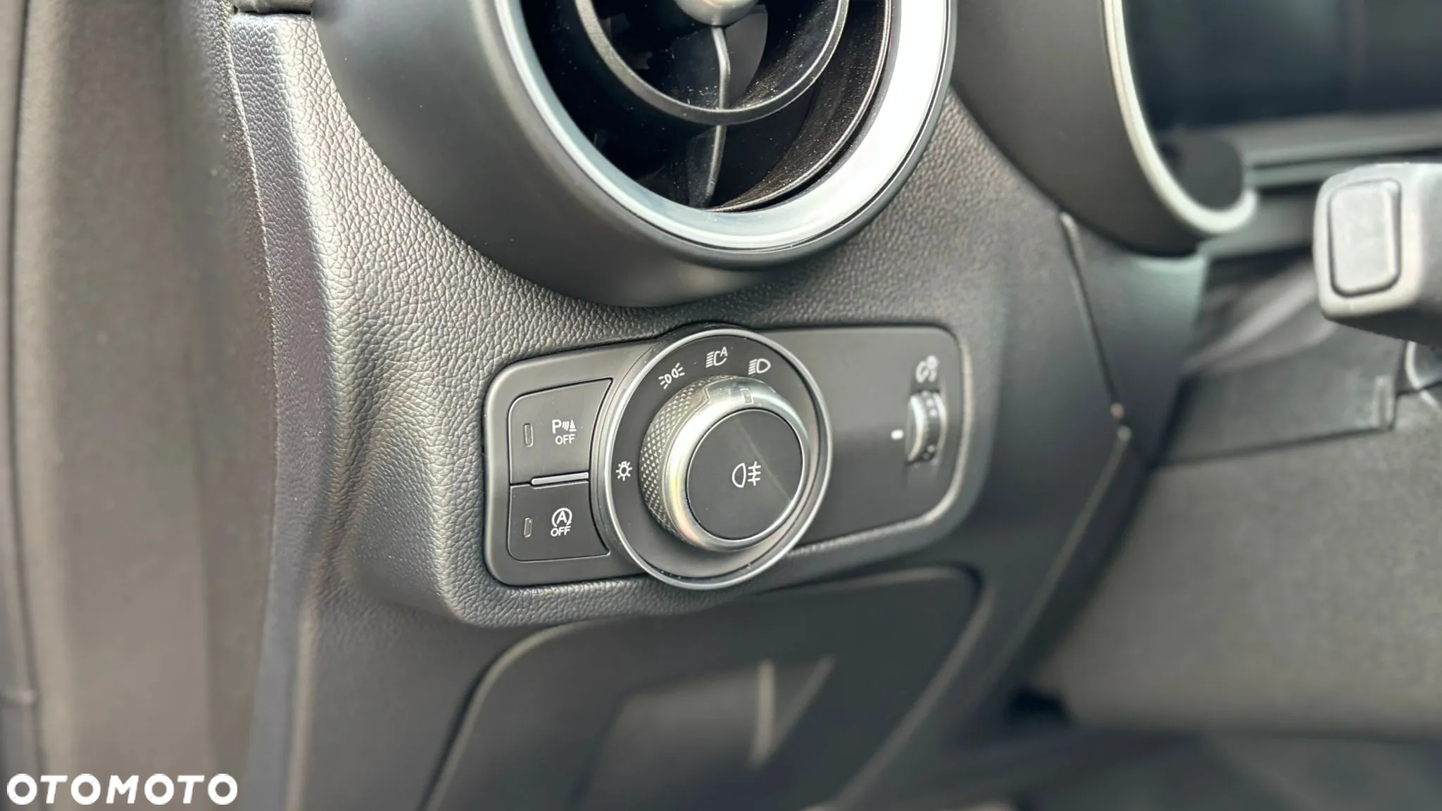 Alfa Romeo Stelvio - 38