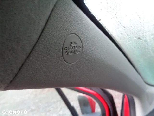 Toyota Yaris 1.33 Premium EU6 - 21