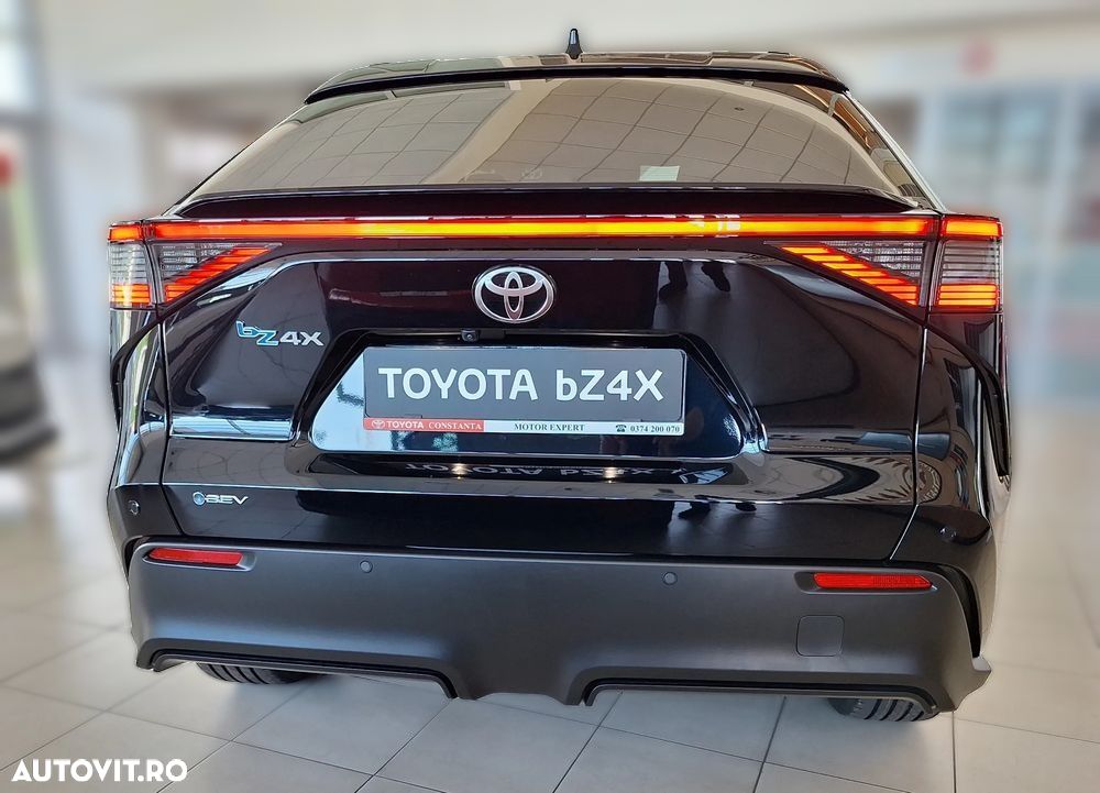 Toyota BZ4X 125 KW FWD (4x2) Dynamic - 3