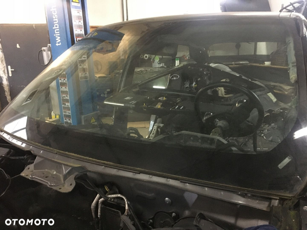 RANGE ROVER SPORT II L494 13- SZYBA CZOŁOWA PRZÓD