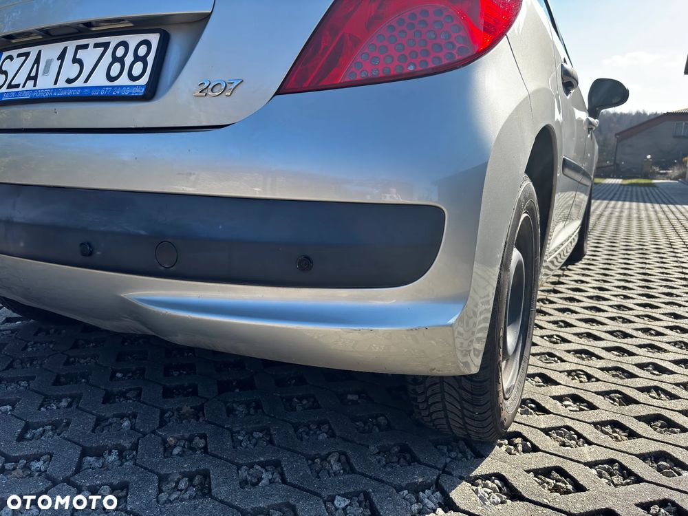Peugeot 207 1.4 16V Trendy - 8