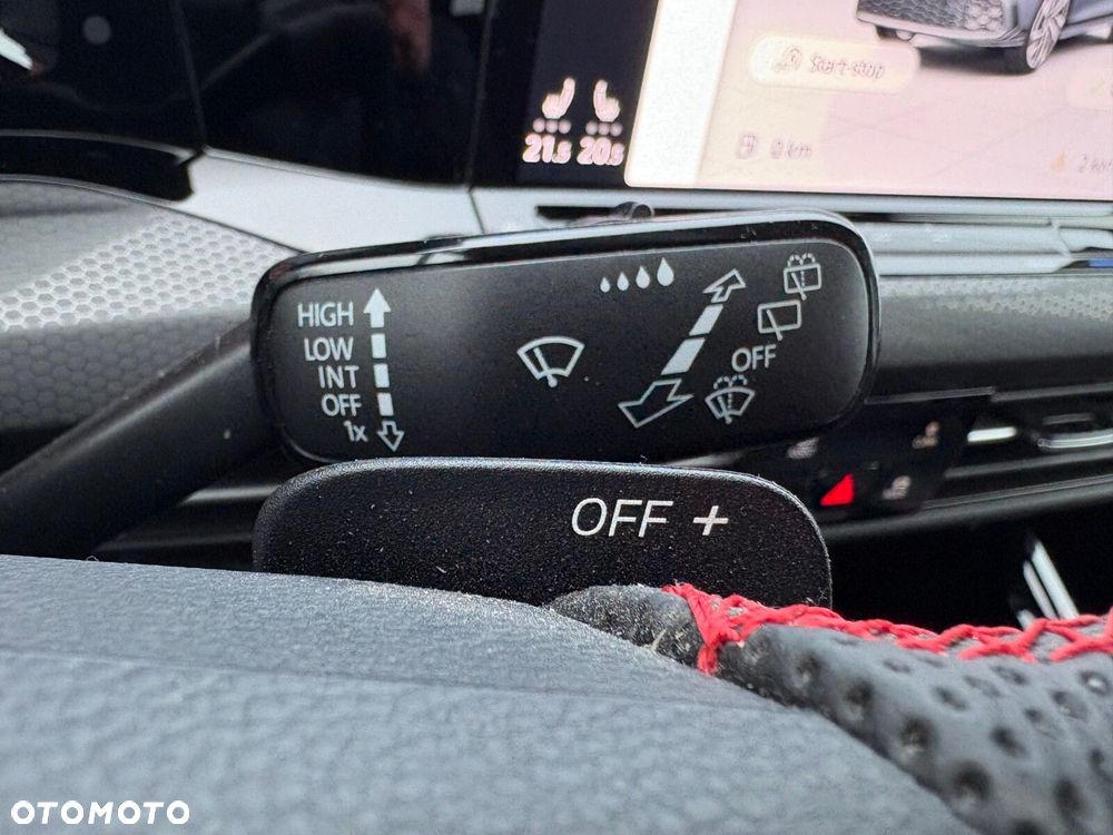 Volkswagen Golf - 26