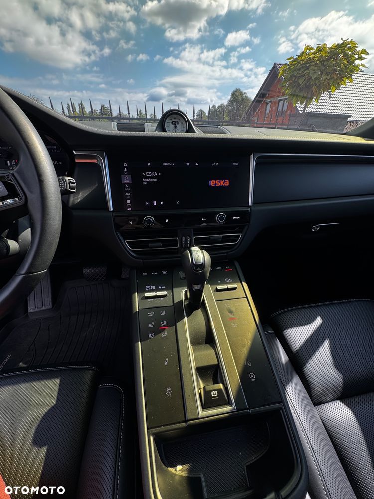 Porsche Macan T - 7