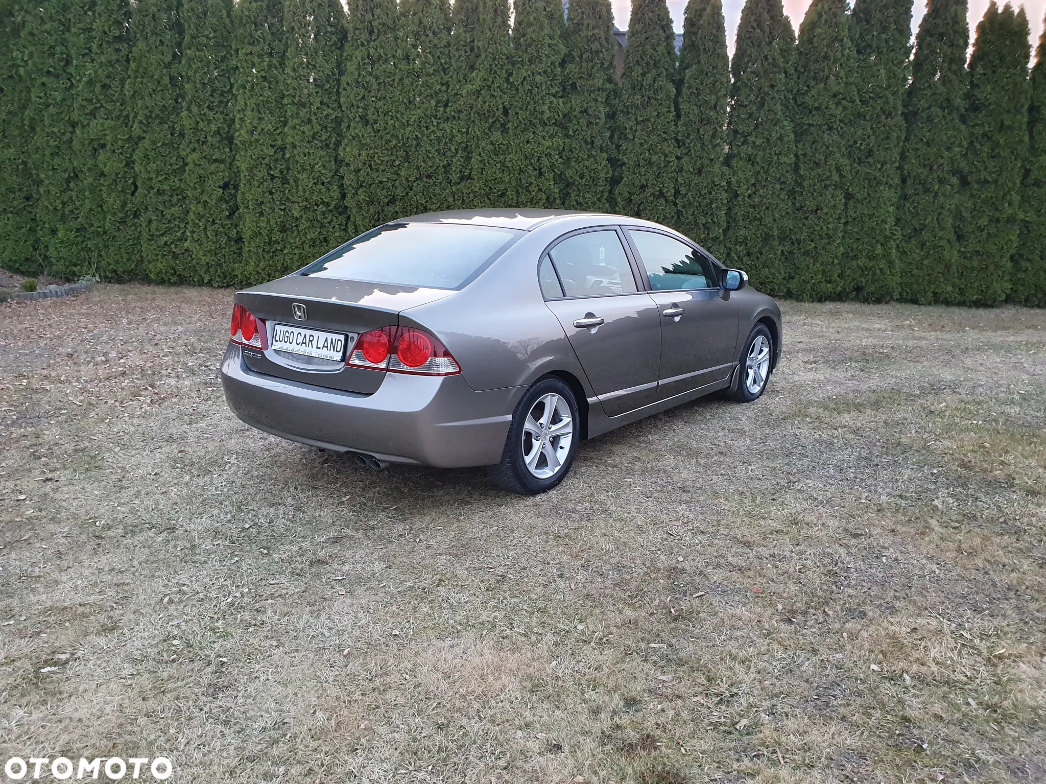 Honda Civic 1.8 Executive - 3
