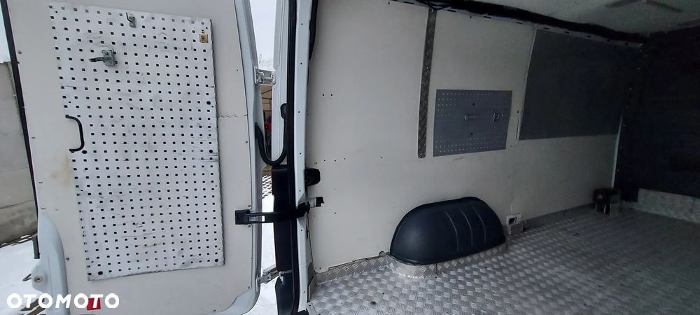 Mercedes-Benz SPRINTER - 23