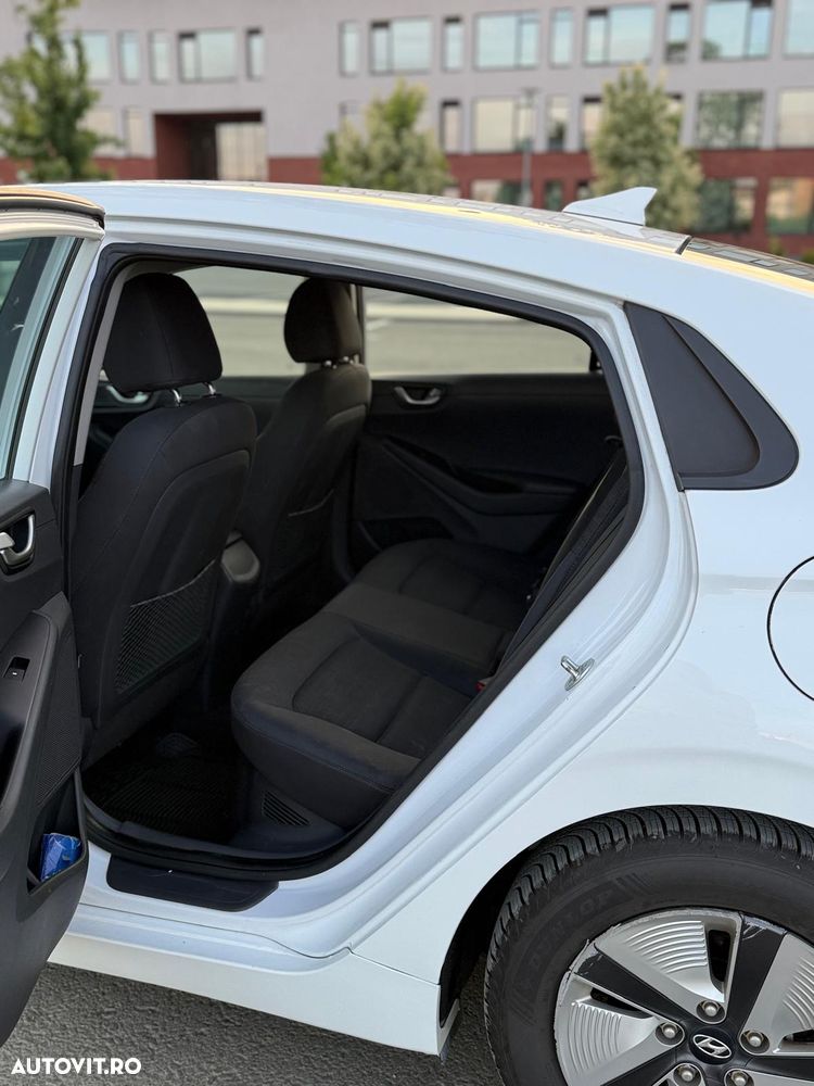 Hyundai IONIQ 1.6 GDI Style - 2