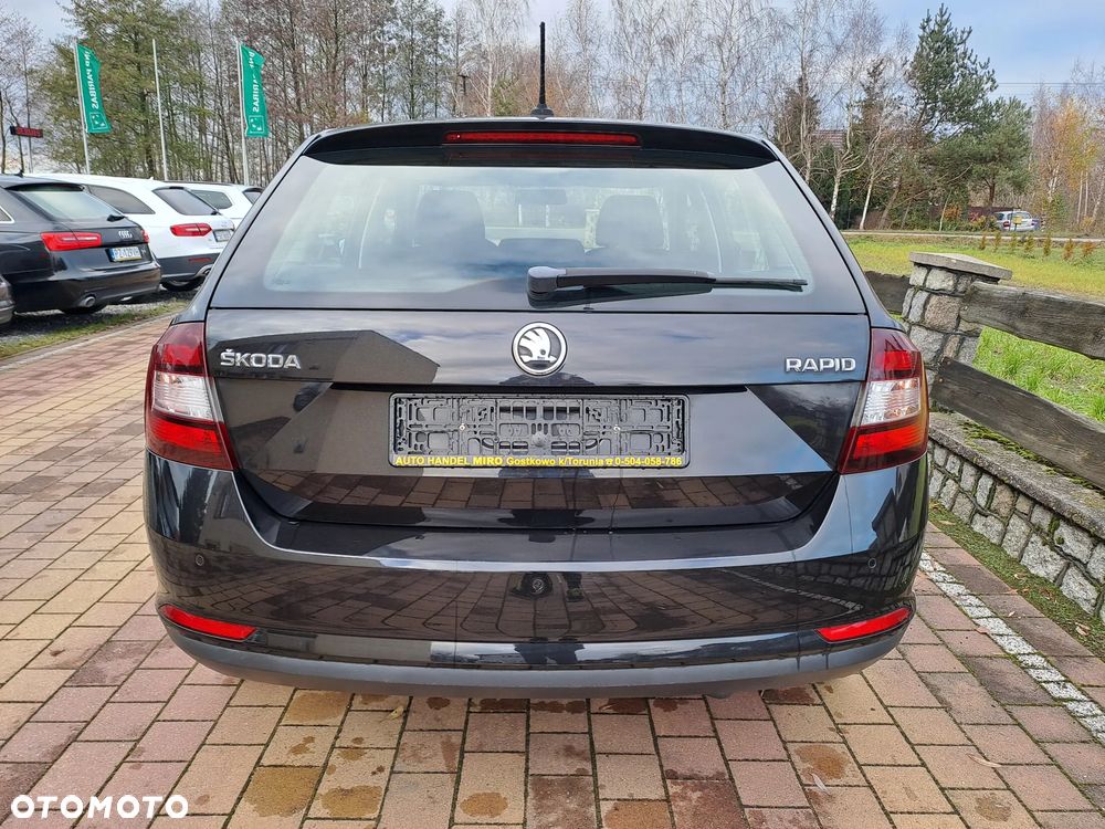 Skoda RAPID 1.0 TSI DSG Active - 12