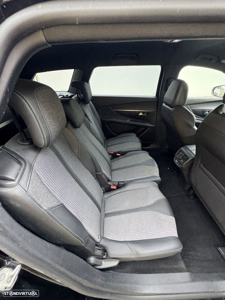 Peugeot 5008 1.2 Hybrid Allure Pack e-DCS6 - 21