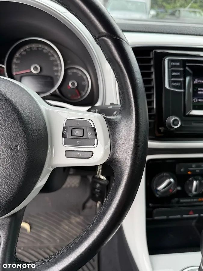Volkswagen Beetle - 16