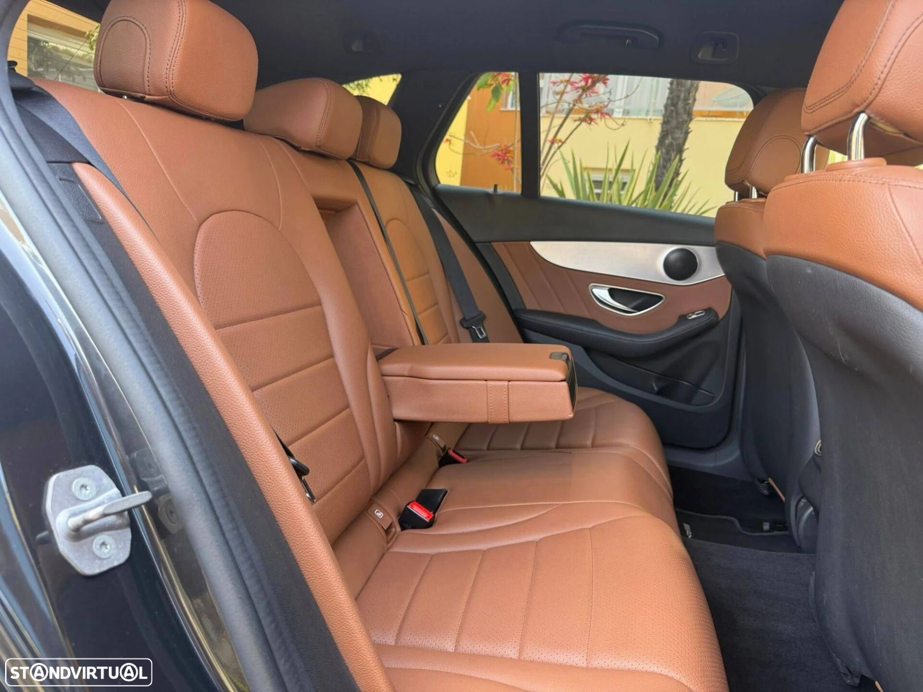 Mercedes-Benz C 300 de AMG Line - 9