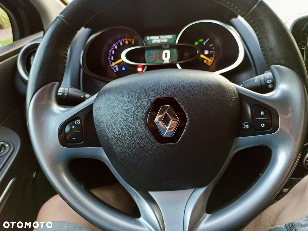 Renault Clio TCe 90 Limited - 17