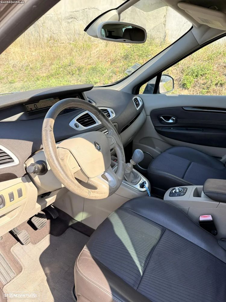 Renault Grand Scénic 1.5 dCi Bose Edition 7L - 21