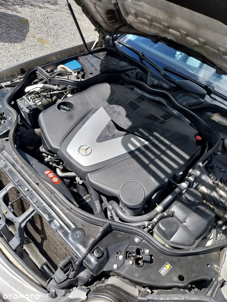 Mercedes-Benz Klasa E - 9