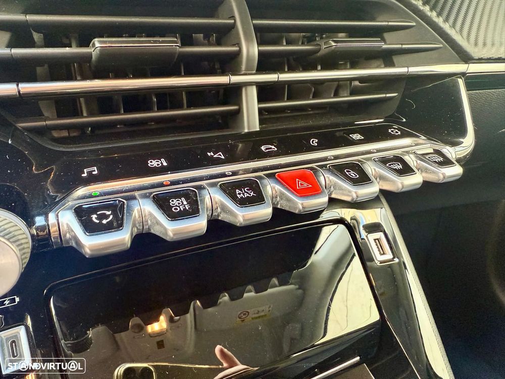 Peugeot 208 1.2 PureTech Allure - 24