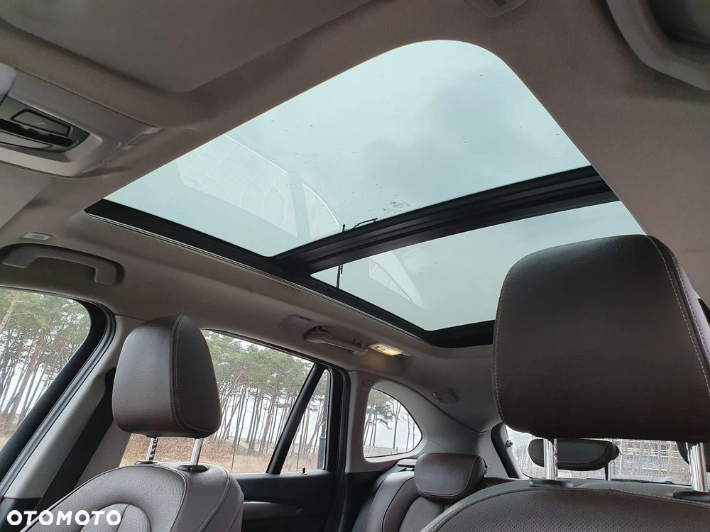 BMW X1 sDrive18d - 9