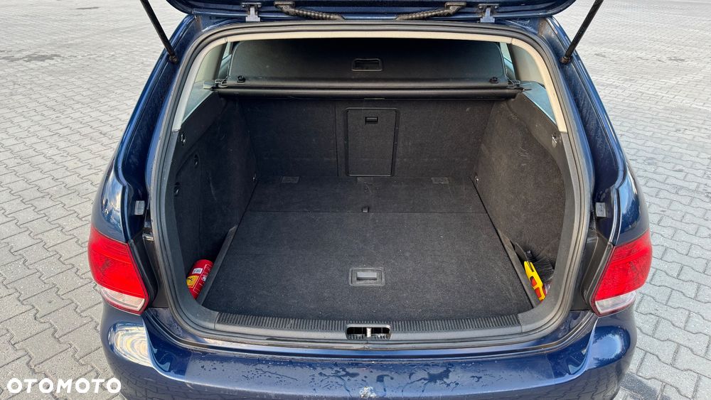 Volkswagen Golf - 12
