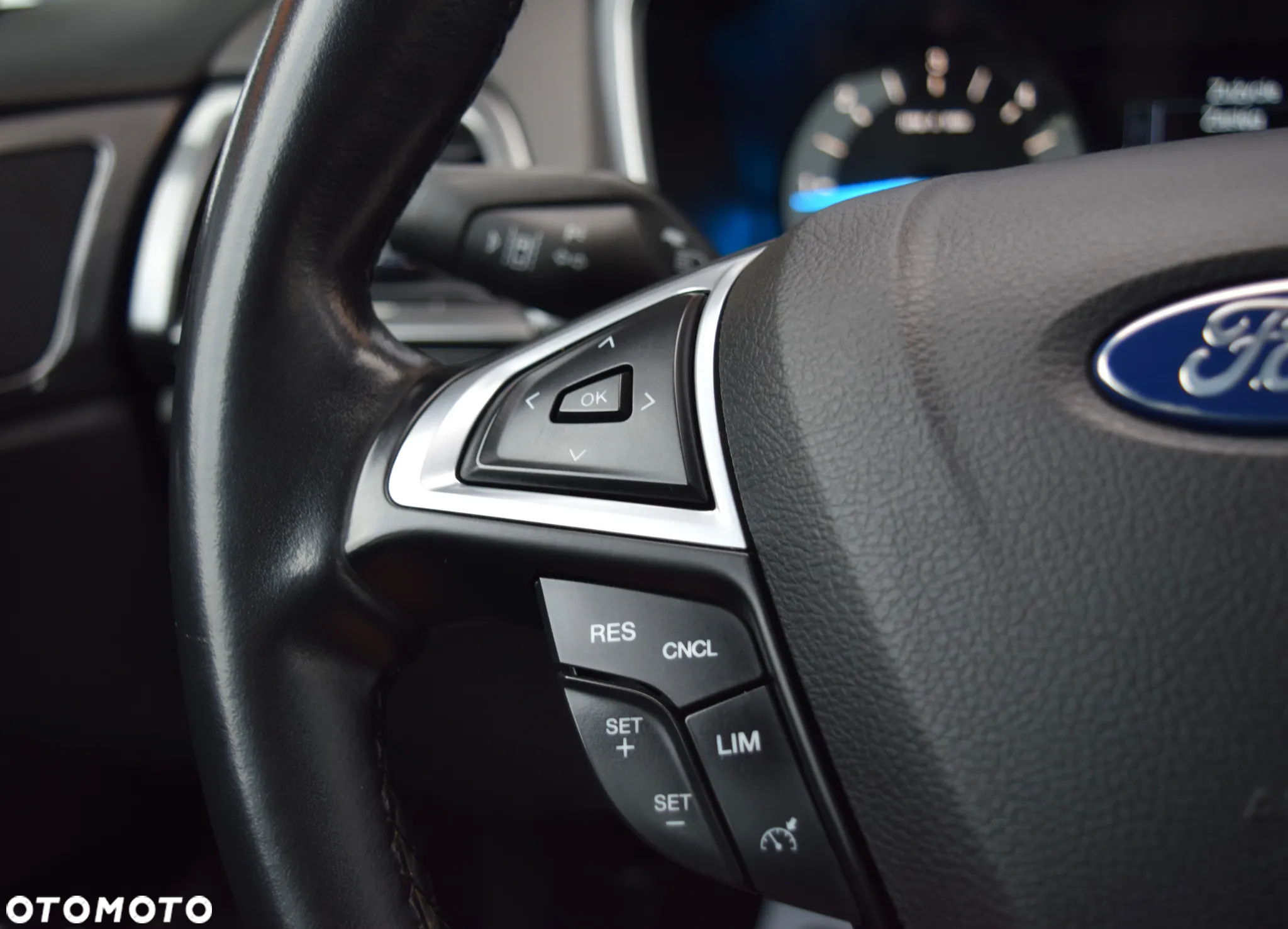 Ford Mondeo 2.0 EcoBlue Titanium - 23