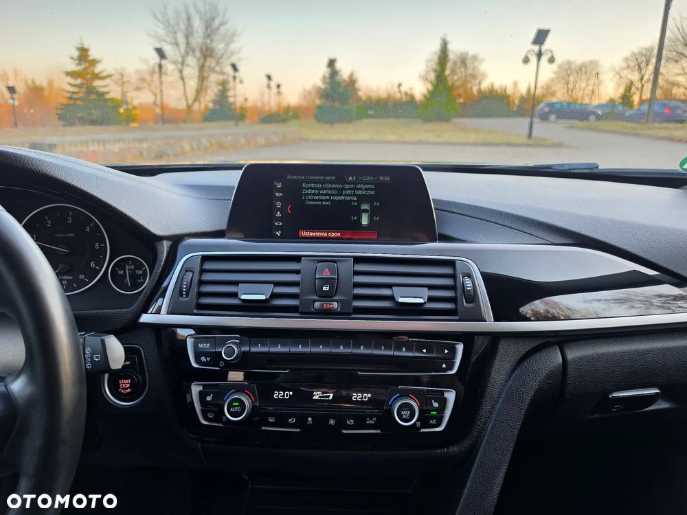 BMW Seria 3 318d Edition M Sport Shadow - 33