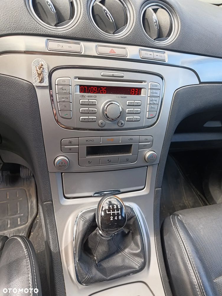 Ford S-Max - 5