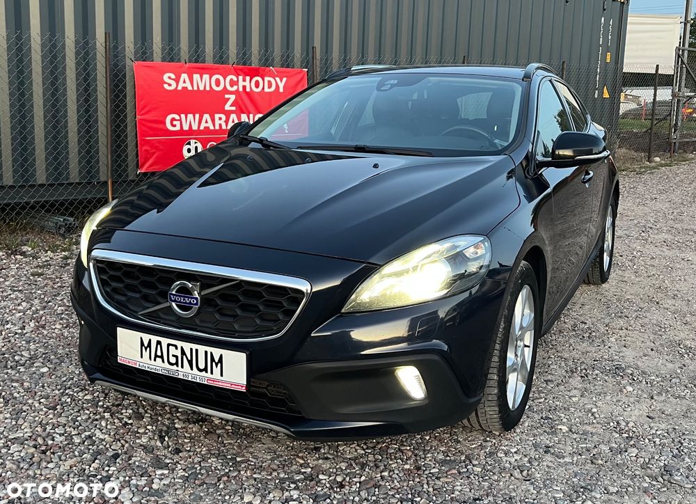 Volvo V40 Cross Country D3 Geartronic Momentum - 1