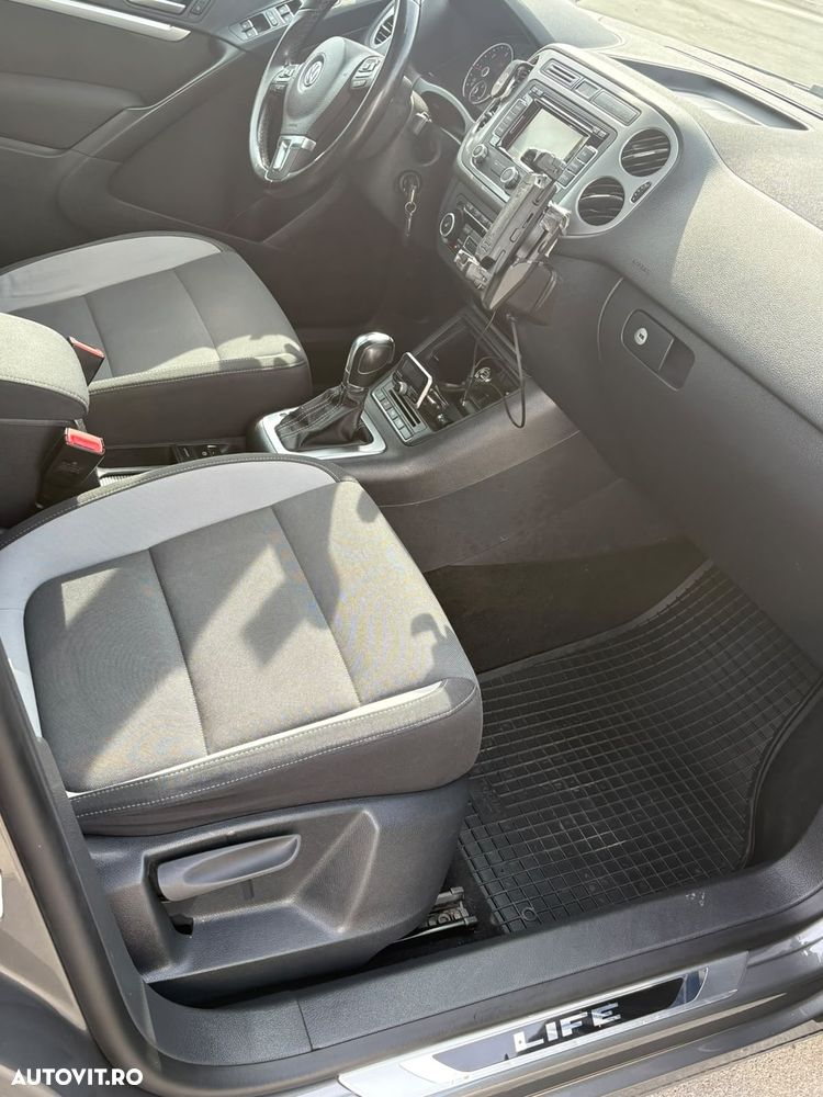 Volkswagen Tiguan - 9