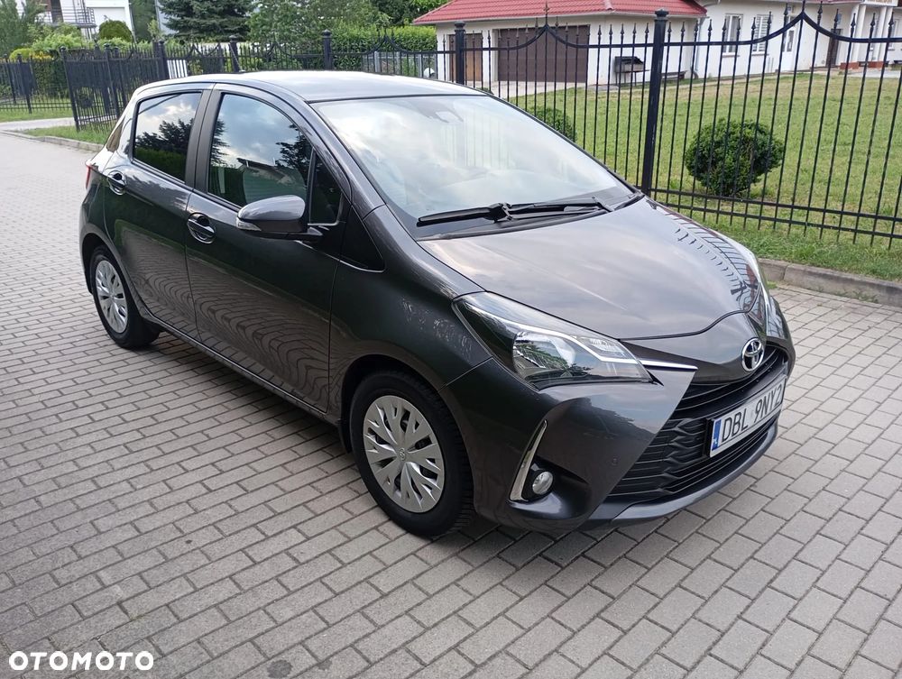 Toyota Yaris 1.0 Premium - 3