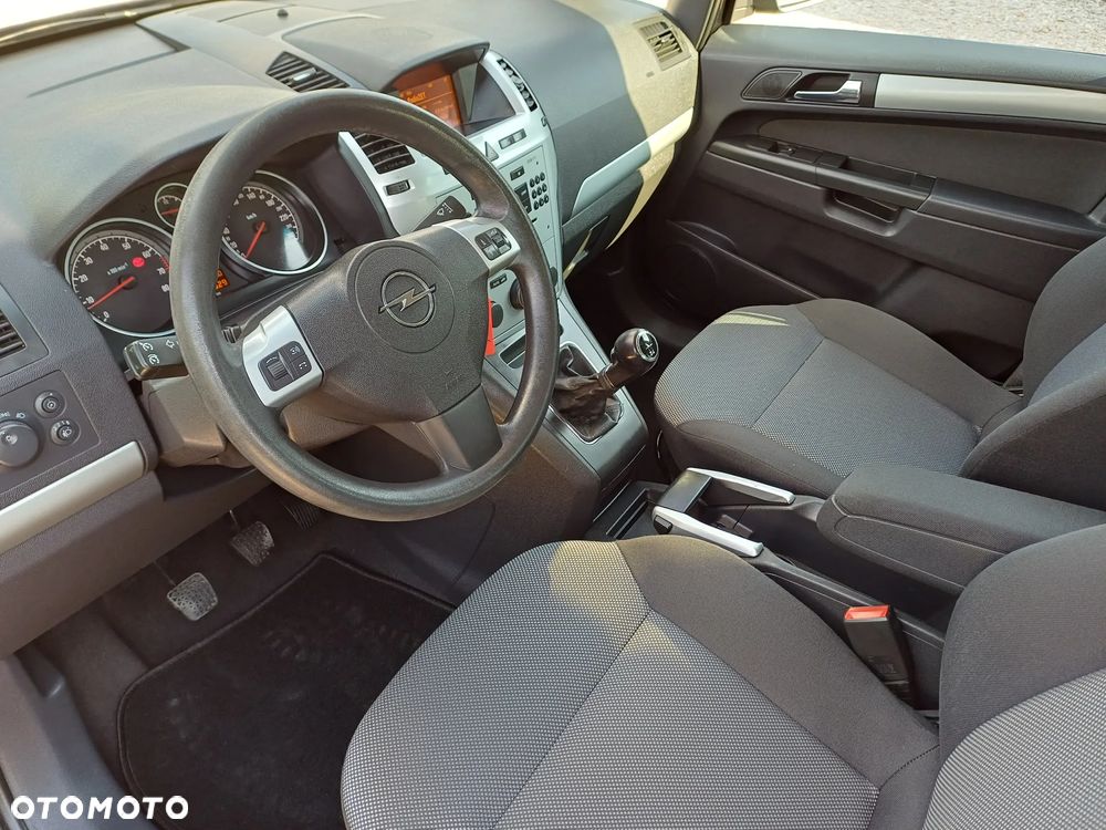 Opel Zafira 1.8 Family - 13