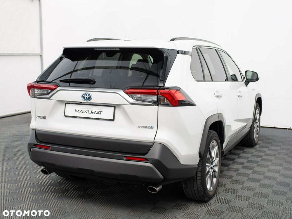 Toyota RAV4 - 5