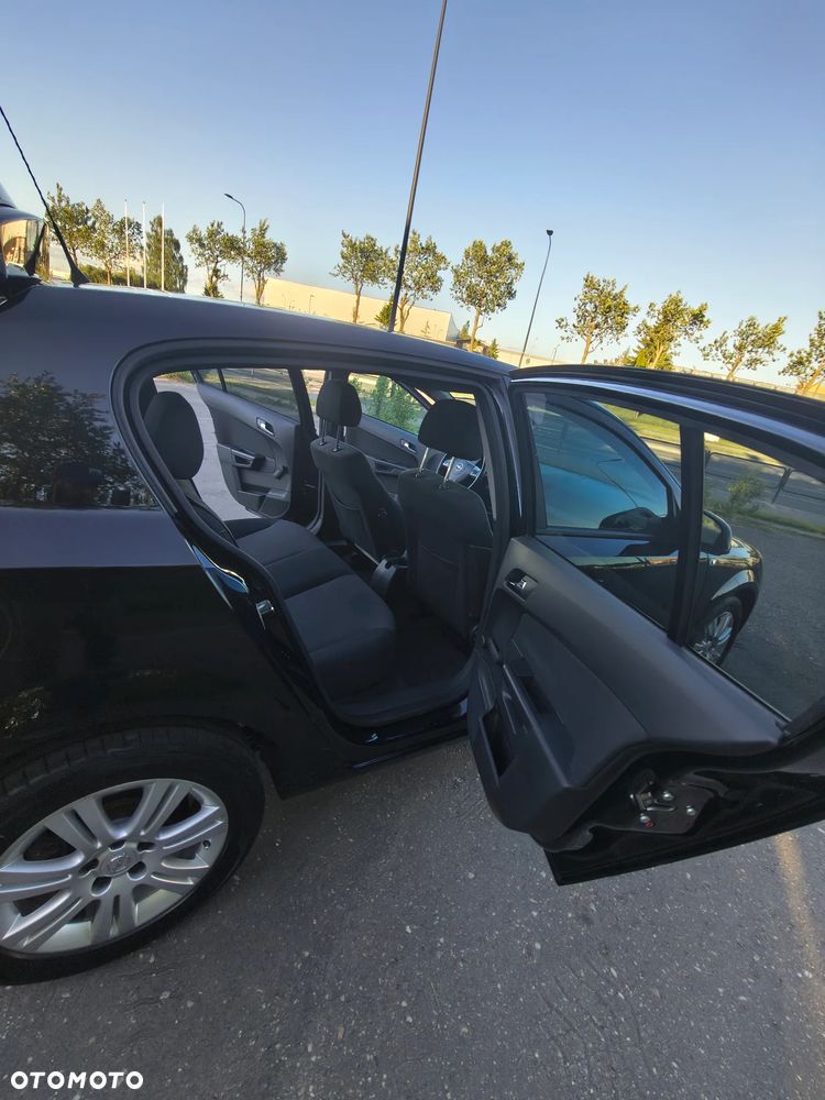 Opel Astra 1.6 - 8