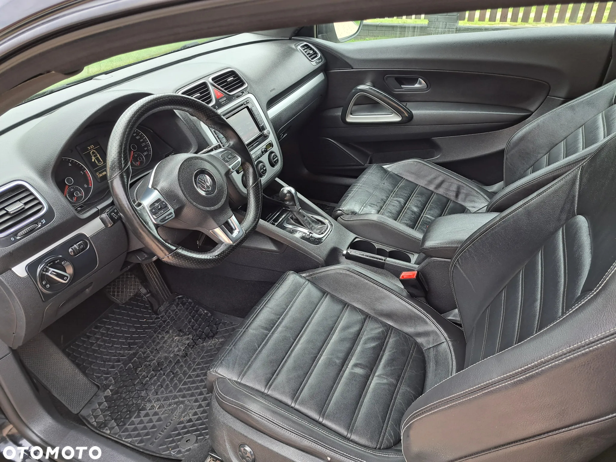 Volkswagen Scirocco 2.0 TDI Match - 16